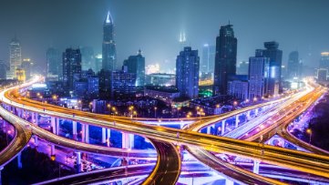 公路的夜景
